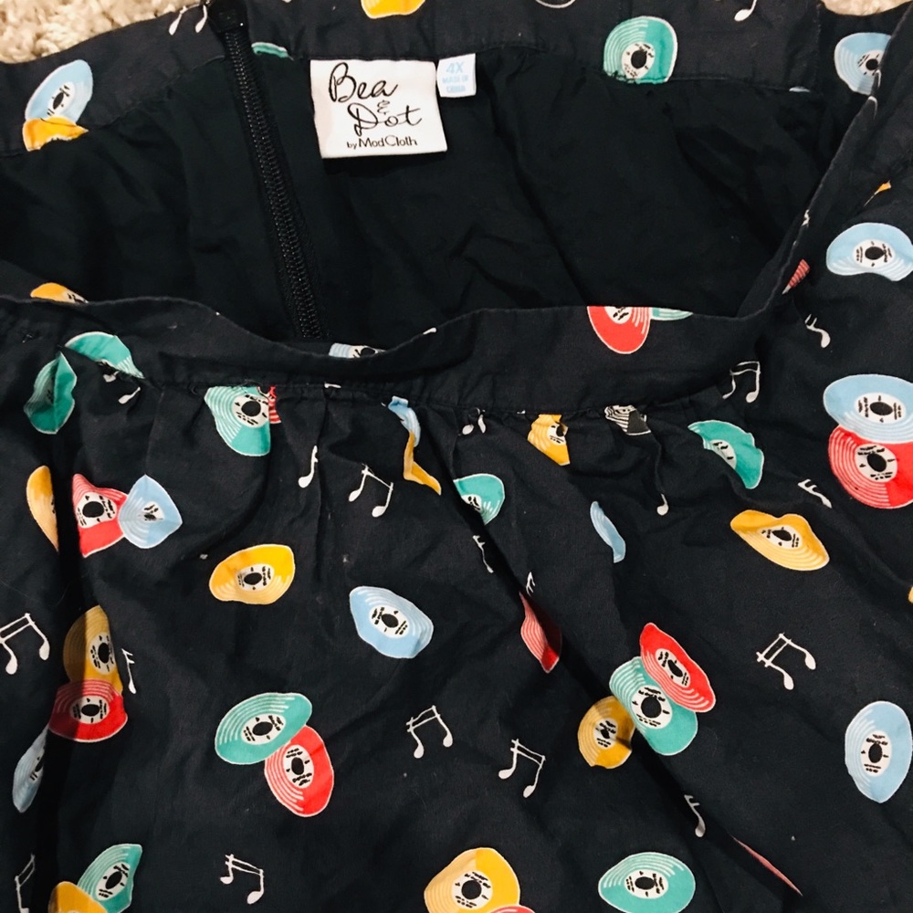 ModCloth Black A-Line Skirt with Multicolor Record & Dancer Print - Picture 3 of 3